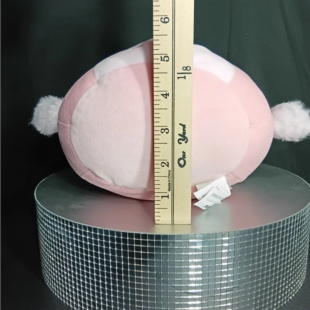 Squisnallow Cute Pink and White Plush Toy 7” pre owned  Exellent condition